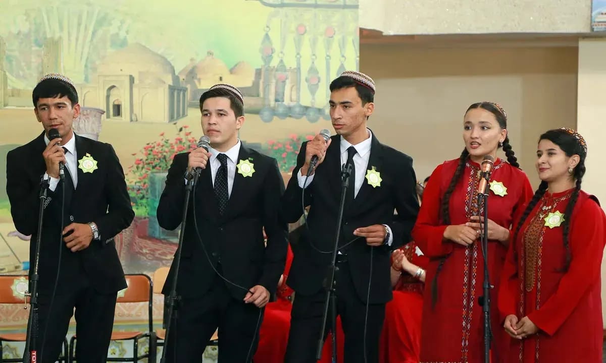 Karaoke Competition Concert Held at the Turkmen National Conservatory