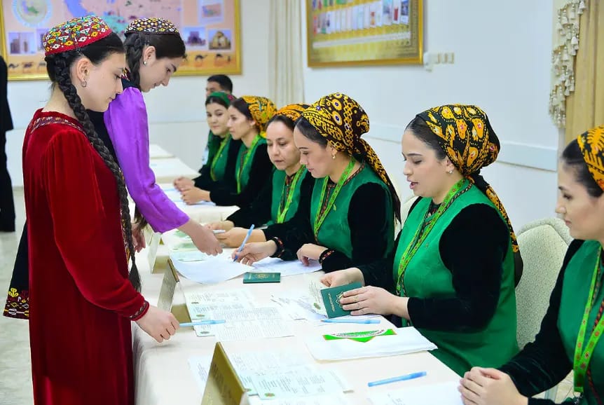 Türkmenistan'da Üniversite Başvuru Süreci Tamamlandı