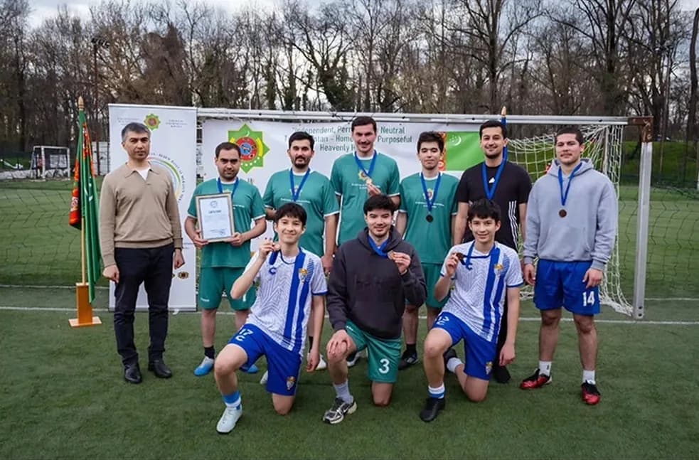 Romanya'daki Türkmen Gençleri Dünya Sağlık Günü'nü Spor Etkinliğiyle Karşıladı