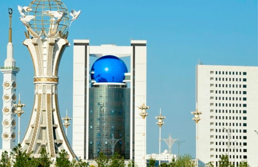 Daşary ýurtly hyzmatdaşlar bilen netijeli duşuşyklar