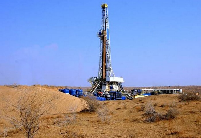 Balkanyň Uzynada käninden nebit we gaz kondensatynyň bol akymy alyndy