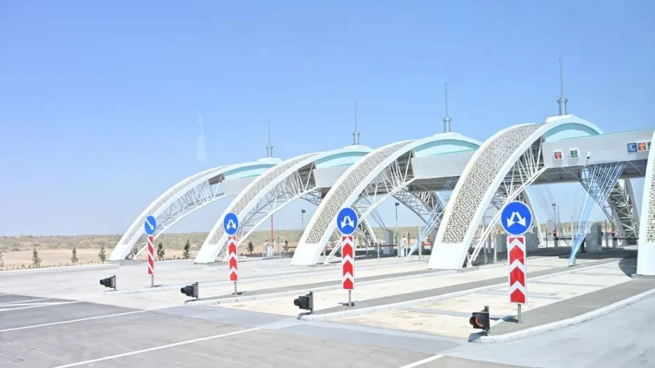 Türkmenistanyň ulag diplomatiýasynyň ösüşi: Aşgabat — Türkmenabat ýoly dolulygyna ulanyşa girizildi