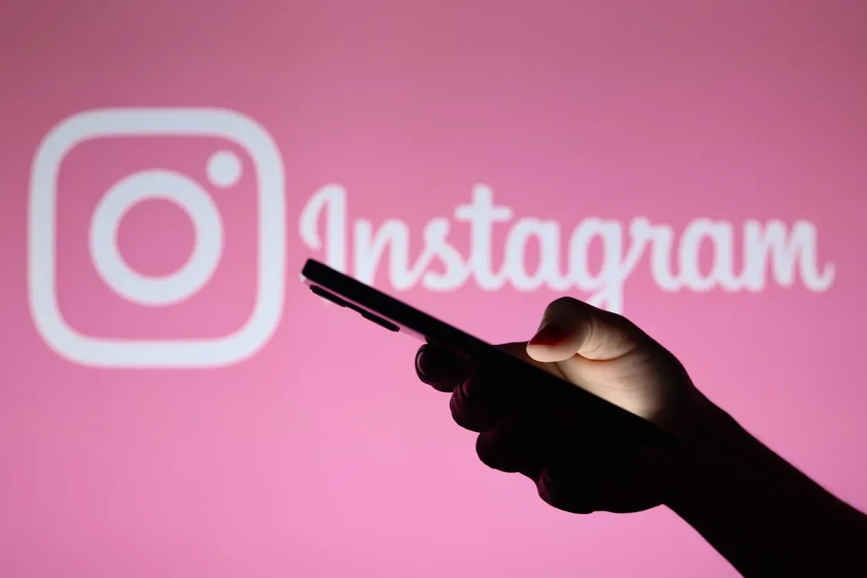 «Большая чистка» в Instagram: Роналду и другие звезды потеряли миллионы подписчиков