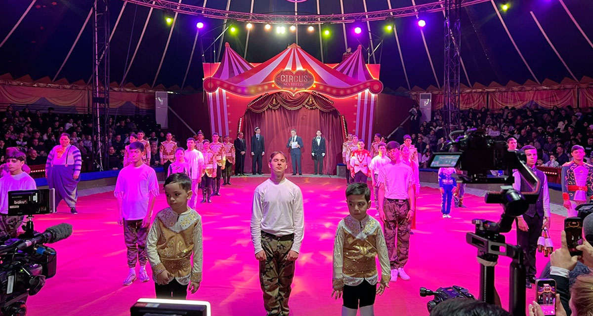 "Galkynysh" National Equestrian Games Group Performed an Impressive Show at "Circus Sea Breeze" Arena in Baku