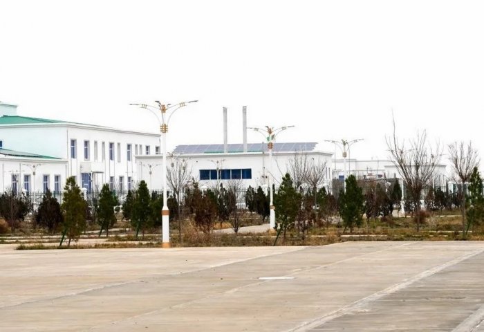 В школе села в Туркменистане введена в эксплуатацию резервная солнечная электростанция