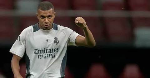 Mbappé lost his place in the French national team due to injury