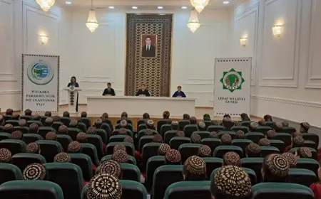 Lebap welaýatynyň Atçylyk sport toplumynda «Şan-şöhraty dünýä dolan bedewler» atly dabaraly maslahat geçirildi