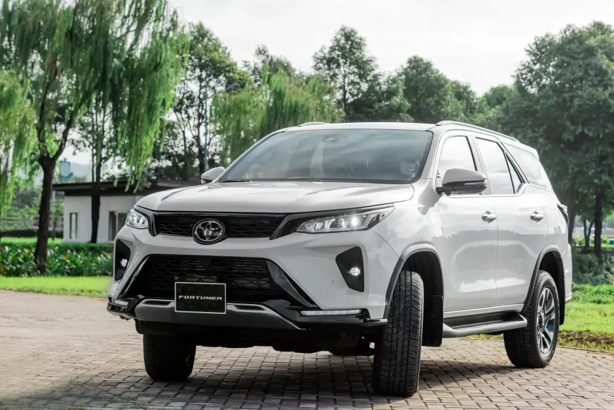 Halypa çapyksuwarlaryň at çapyşygynyň ýeňijisine “Toyota Fortuner” awtoulagy sowgat berildi