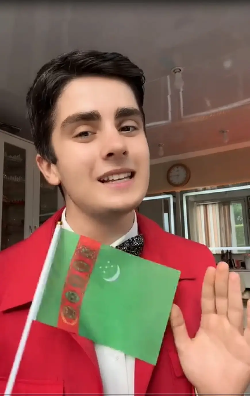 TikTok-yň meşhur ýyldyzy Omari.to