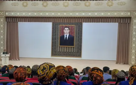 В Туркменабаде состоялось торжественное собрание, посвящённое Дню науки