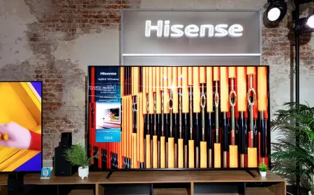 Hisense представила 116-дюймовый телевизор, TriChroma-проектор и саундбар от Devialet