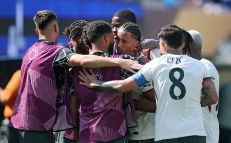 Новый игрок "Челси" Жоау Педру забил два гола и выбил родной клуб из КЧК-2025