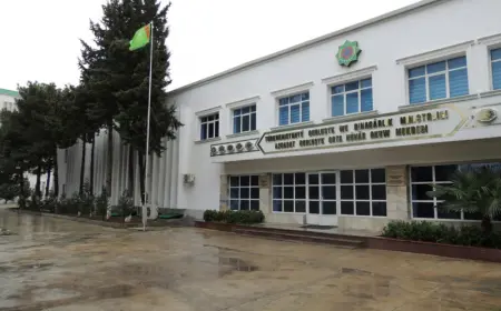Türkmenistanyň Gurluşyk we binagärlik ministrliginiň Aşgabat gurluşyk orta hünär okuw mekdebi 2025/2026-njy okuw ýyly üçin talyplyga kabul edýär