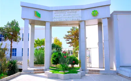 Türkmenistanyň Gurluşyk we binagärlik ministrliginiň Mary şäherindäki Jemagat hojalygy orta hünär okuw mekdebi 2025/2026-njy okuw ýyly üçin talyplyga kabul edýär