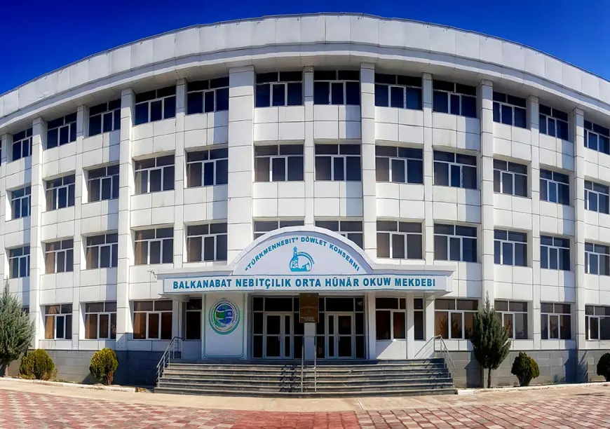 «Türkmennebit» döwlet konserniniň Balkanabat nebitçilik orta hünär okuw mekdebi 2025/2026-njy okuw ýyly üçin talyplyga kabul edýär