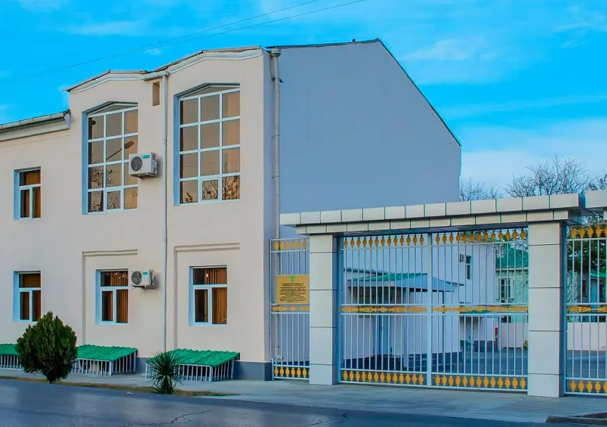 Türkmenistanyň Demir ýol ulaglary ministrliginiň Aşgabat şäherindäki demir ýol ulaglary orta hünär okuw mekdebi 2025/2026-njy okuw ýyly üçin talyplyga kabul edýär
