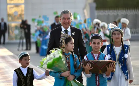 Türkmen halkynyň Milli Lideri Gazagystanyň Prezidentini garşylady