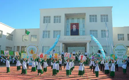 Счастливое будущее молодого поколения