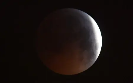 «Роскосмос» сообщил о грядущем лунном затмении