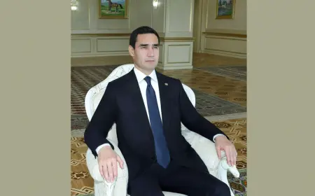 Türkmenistanyň Prezidenti Aşgabat atçylyk sport toplumyndaky baýramçylyk dabaralaryna gatnaşdy