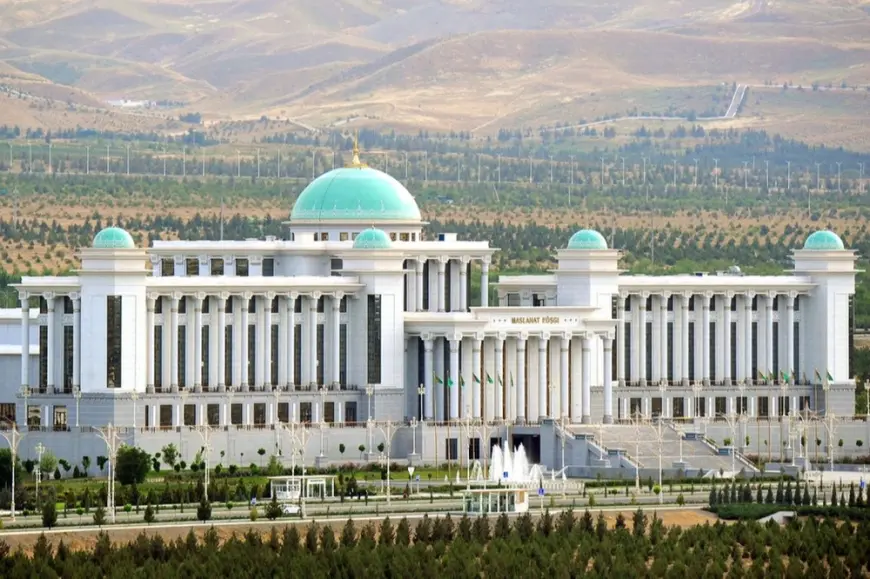 A Regular Session of the Halk Maslahaty of Turkmenistan is Being Held in the Capital