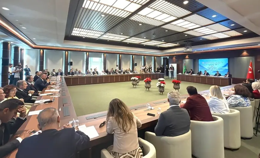 Ankarada Türkmenistanyň Garaşsyzlyk baýramyna bagyşlanan halkara maslahat geçirildi