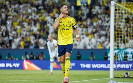 Ronaldu ilkinji milliarder futbolçy boldy