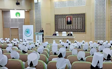 В Лебапе поощрили работников здравоохранения