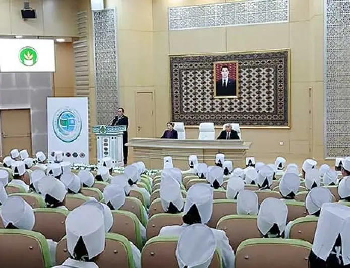 Lebapda sog‘liqni saqlash xodimlari rag‘batlantirildi