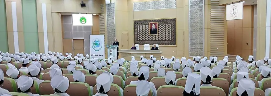 Lebapda sog‘liqni saqlash xodimlari rag‘batlantirildi