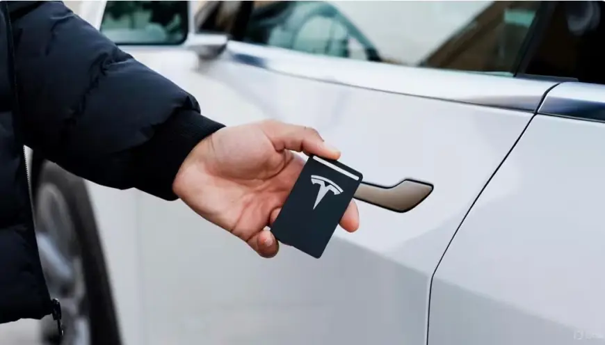 Tesla is ditching physical key cards — the company is transitioning to a fully digital system