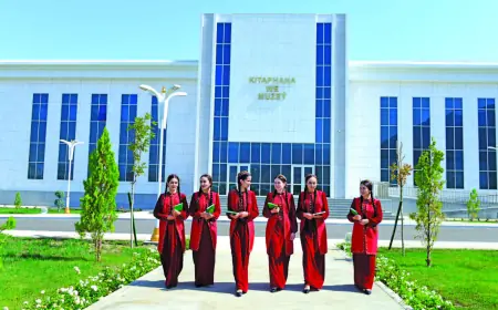 Ýaşlaryň bähbitleri döwlet syýasatynyň ileri tutulýan ugurlarynyň hatarynda