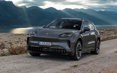 Porsche ilkinji gezek elekrtik wersiýaly Cayenne modellerini görkezdi