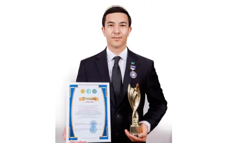 Türkmenistandan bolan talyp “Türk halklarynyň iň gowy talyby” halkara bäsleşiginiň ýeňijisi boldy