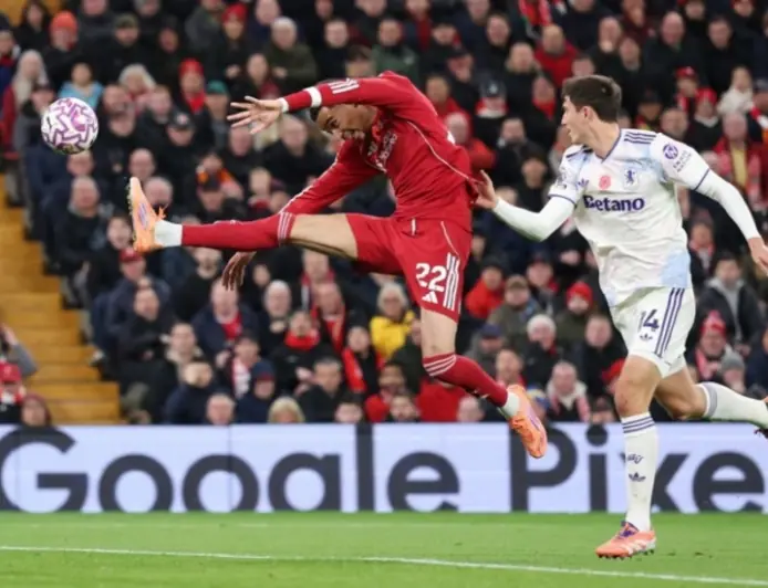 "Ливерпуль" прервал серию поражений в АПЛ