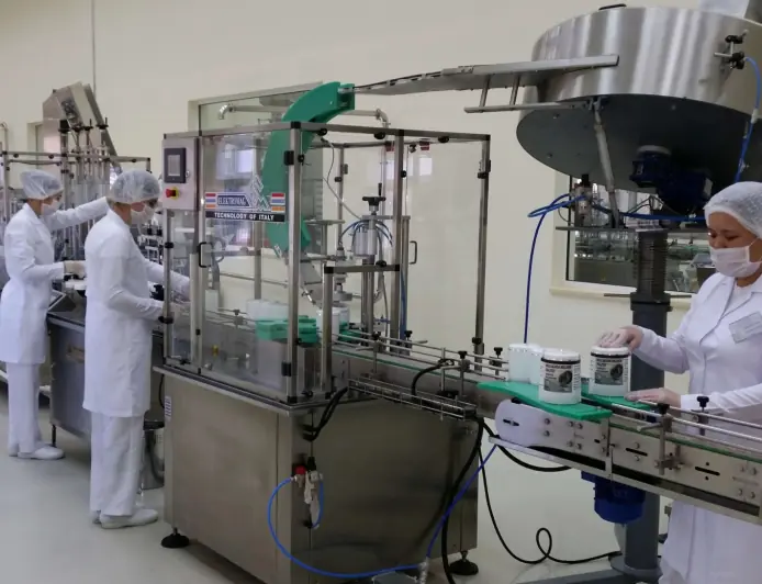 Balkandaky bejeriş palçyklaryny we deňiz duzuny gaplaýan kärhanada saglyk ähmiýetli tebigy serişdeler öndürilýär