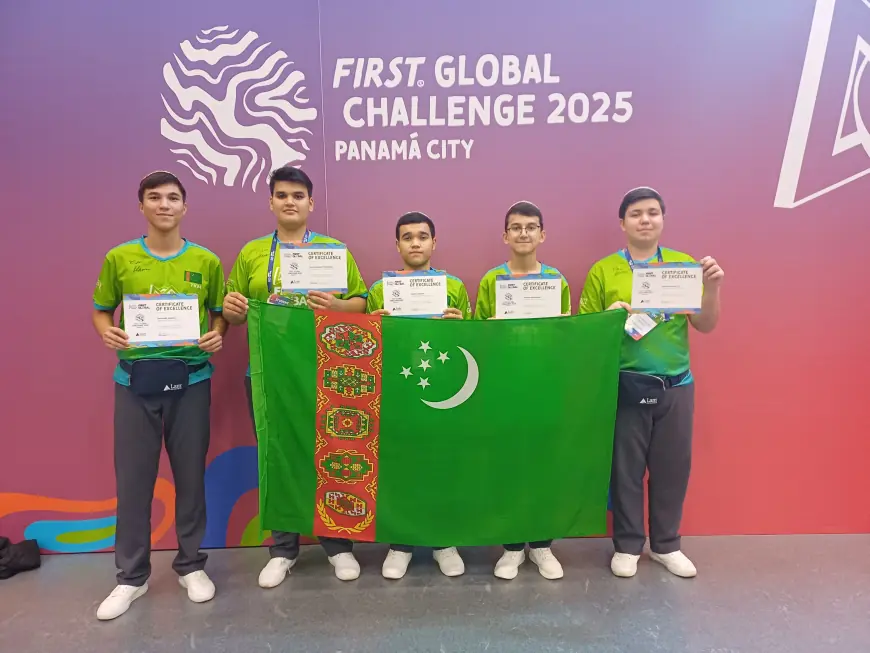 Türkmenistan’ın “Oguzrobot” Takımı Panamada Uluslararası Robot Yarışmasında Birinci Oldu