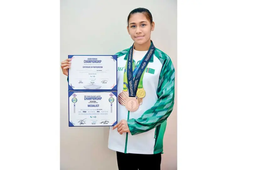 Ýaş türgeniň üstünligi