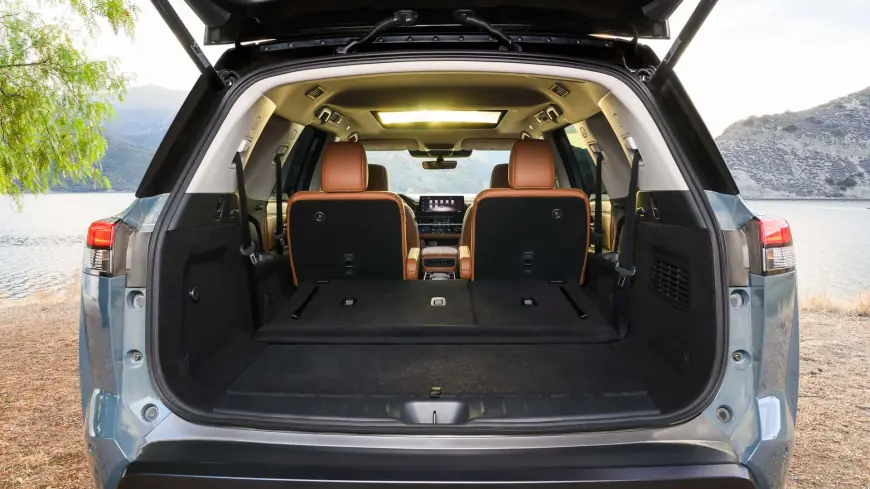 Täzelenen «Nissan Pathfinder 2026» hödürlendi: 3,5 litrlik V6 hem-de 9 geçirijili «awtomat»