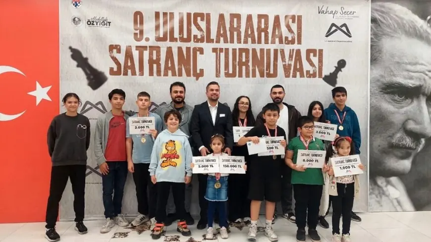 Türkmen grossmeýsteri Türkiýede geçen halkara ýaryşyň ýeňijisi boldy