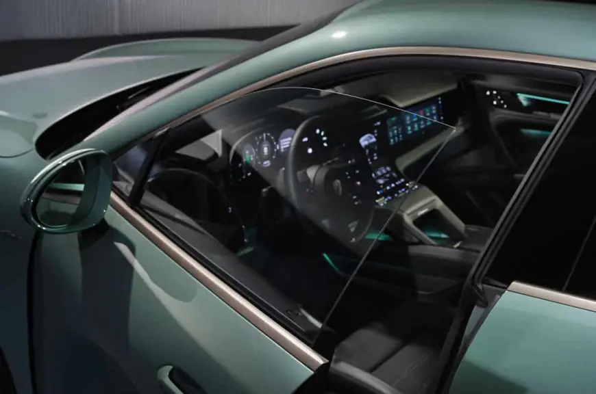 Porsche ilkinji gezek elekrtik wersiýaly Cayenne modellerini görkezdi