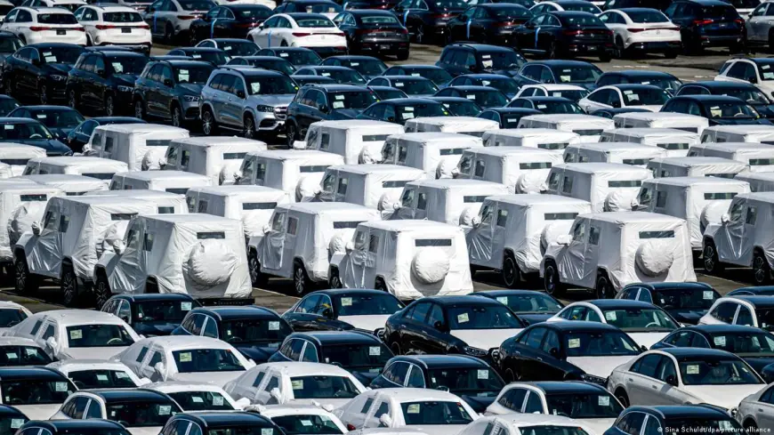 Türkiýede ÝHH ýurtlaryndan daşary getirilen awtoulaglara goşmaça salgyt girizildi