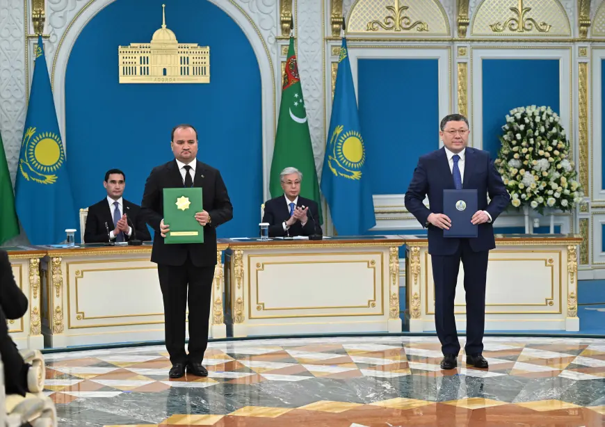 Türkmen-gazak gepleşikleri: resminamalaryň uly toplumyna gol çekildi