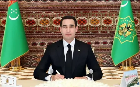 Turkmaniston Prezidenti Qaror Imzoladi