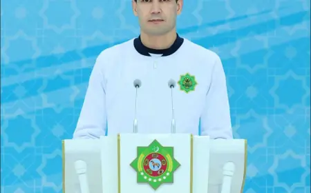President of Turkmenistan Takes Part in Award Ceremony Honoring Outstanding Youth in Education and Sports