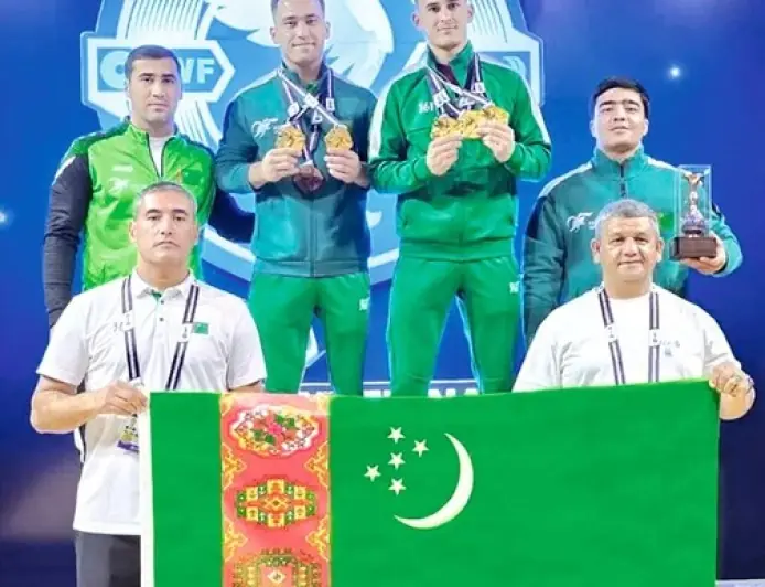 Türkmen haltercileri Tahran’da düzenlenen 6. Uluslararası Fajr Kupasında 16 madalya kazandı