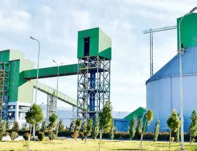 Sement önümçiliginde depgin artýar